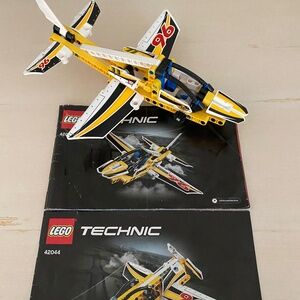 LEGO TECHNIC 2 in 1 Display Team Jet + Stunt Plane 42044 Complete w/ Manuals